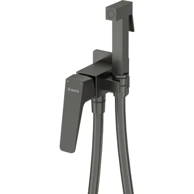 Robinet mitigeur mural en titane Deante Blur avec douchette et flexible de 120 cm, design moderne et élégant.